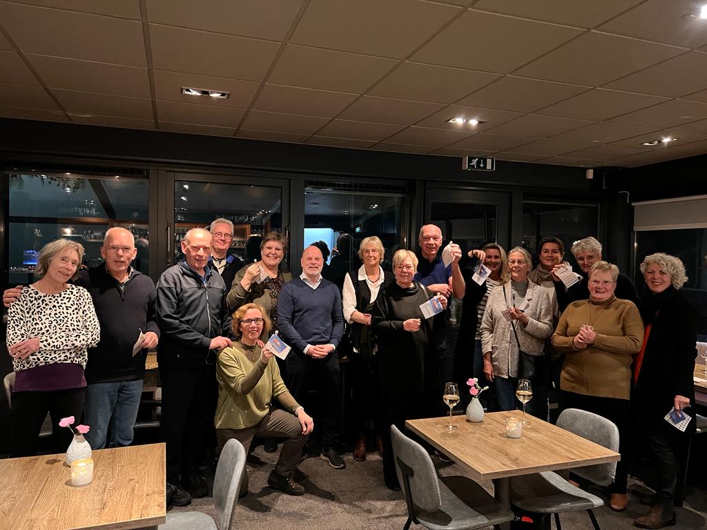 foto vrijwilligers Bewaerschole kerst etentje